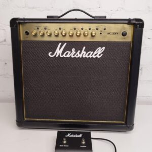 Kombovõimendi Marshall MG50FX